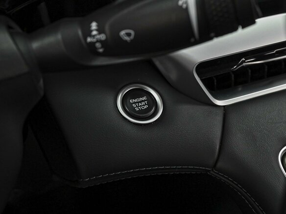 2025 Geely Monjaro (Xingyue L) I Рестайлинг (China Market), чёрный, 3825000 рублей - вид 20