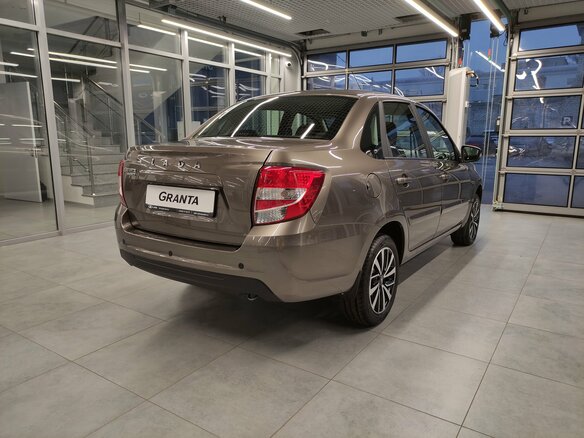 2026 Lada (ВАЗ) Granta I Рестайлинг, серый, 1310000 рублей - вид 6
