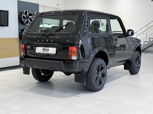 2026 Lada (ВАЗ) Niva Legend I Рестайлинг, чёрный, 1360000 рублей - вид 2