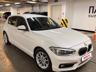 2017 BMW 1 серии 118i II (F20/F21) Рестайлинг 2, белый, 1610000 рублей, вид 3