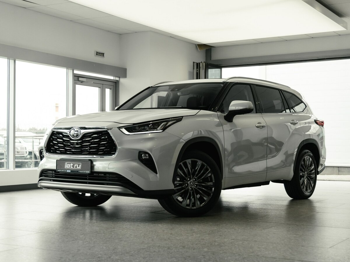 Открыть фотографии: Toyota Highlander IV (XU70)
