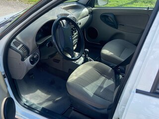 2010 Lada (ВАЗ) Kalina I, белый, 310000 рублей, вид 5