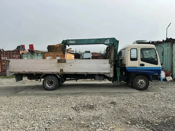 1994 Isuzu Forward (F-Series), жёлтый, 2750000 рублей - вид 1