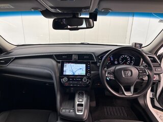 2022 Honda Insight III, белый, 1630000 рублей, вид 5