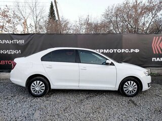 2018 Skoda Rapid I Рестайлинг, белый, 1079000 рублей, вид 4