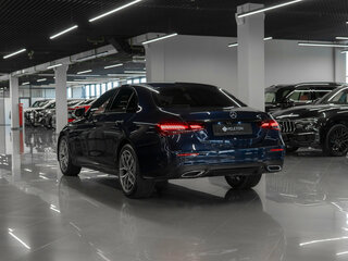 2021 Mercedes-Benz E-Класс 200 V (W213, S213, C238) Рестайлинг, синий, 3540000 рублей, вид 4