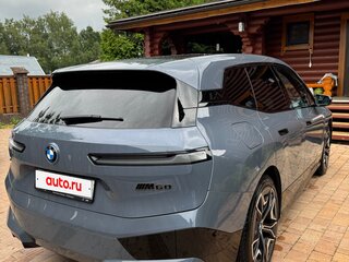 2022 BMW iX M60 I (I20), серый, 7150000 рублей, вид 4
