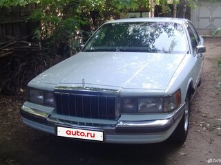 1990 Lincoln Town Car II, белый, 940000 рублей, вид 4