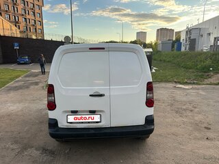 2013 Peugeot Partner II Рестайлинг, белый, 530000 рублей, вид 4