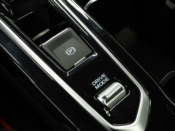 2024 Geely Coolray (Binyue Cool) I Рестайлинг, белый, 1999000 рублей - вид 21