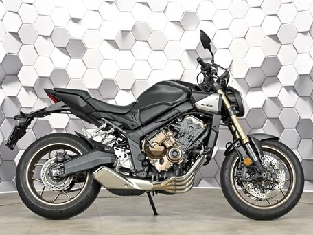 2026 Honda CB 650R, чёрный, 1277000 рублей, вид 3
