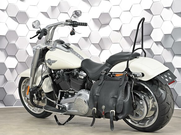 2017 Harley-Davidson Fat Boy, белый, 1699000 рублей - вид 7