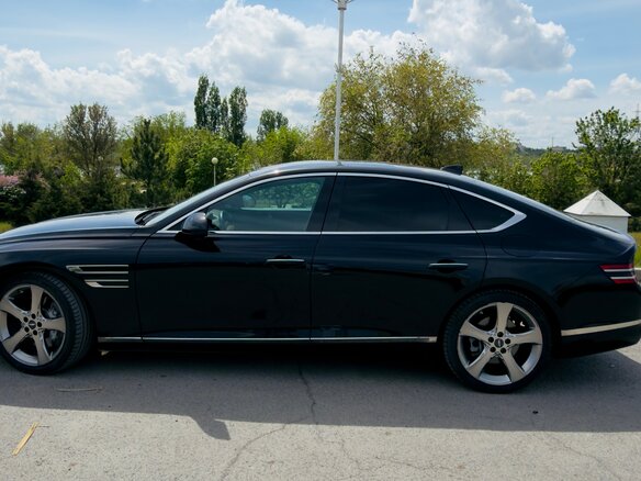 2020 Genesis G80 II, чёрный, 3070000 рублей - вид 1