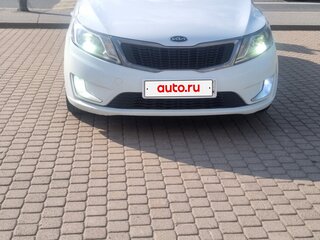 2012 Kia Rio III, белый, 550000 рублей, вид 5