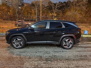 2022 Hyundai Tucson IV, чёрный, 3190000 рублей, вид 2