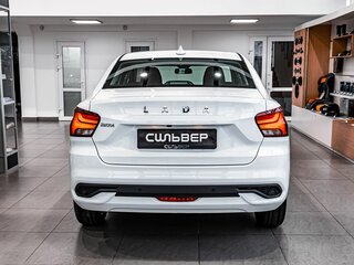 2026 Lada (ВАЗ) Iskra, белый, 1692000 рублей, вид 3