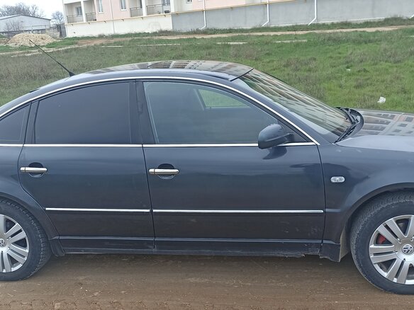 2002 Volkswagen Passat B5 Рестайлинг, серый, 410000 рублей - вид 2