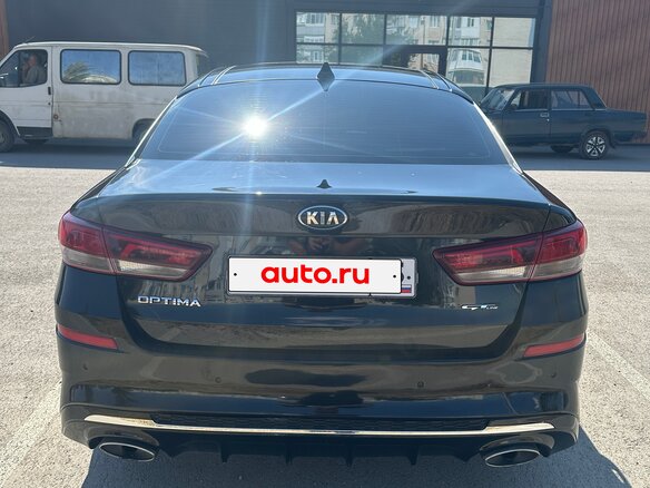 2019 Kia Optima IV Рестайлинг, чёрный, 1950000 рублей - вид 3