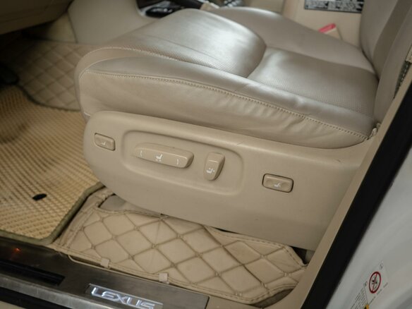 2007 Lexus LX 570 III, белый, 2299000 рублей - вид 13
