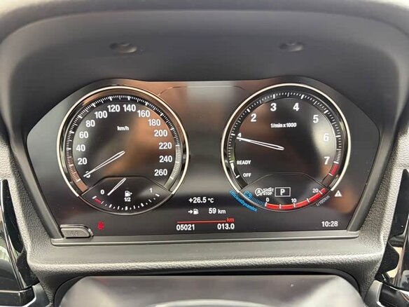 2023 BMW 1 серии 120i III (F52) Рестайлинг, белый, 1950000 рублей - вид 6