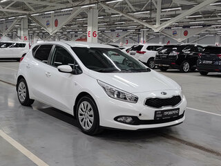 2015 Kia Ceed II, белый, 1165000 рублей, вид 3