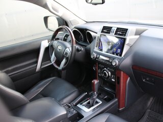 2015 Toyota Land Cruiser Prado 6-speed 150 Series Рестайлинг 1, серый, 4000000 рублей, вид 3