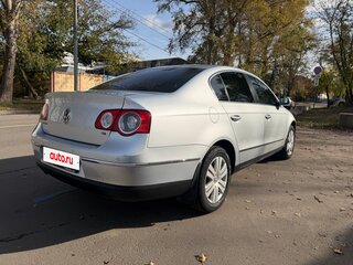2008 Volkswagen Passat B6, серебристый, 850000 рублей, вид 4