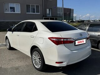 2013 Toyota Corolla XI (E160, E170, E180), белый, 1250000 рублей, вид 3