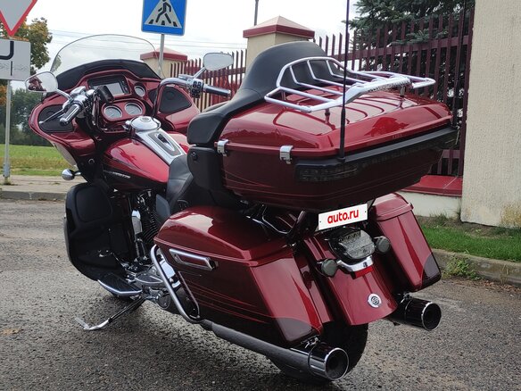 2015 Harley-Davidson CVO Road Glide, красный, 1690000 рублей - вид 8