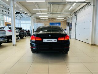 2017 BMW 5 серии 520d VII (G30/G31/G38), чёрный, 2899900 рублей, вид 5