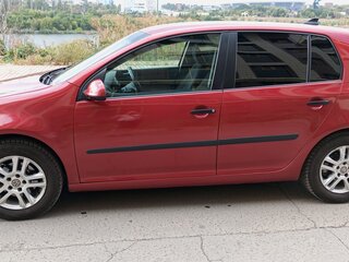 2007 Volkswagen Golf V, красный, 685000 рублей, вид 5