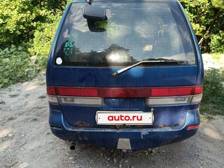 1996 Nissan Largo III (W30), синий, 250000 рублей, вид 3