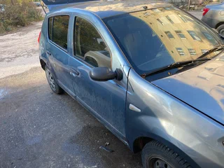2012 Renault Sandero I, синий, 150000 рублей, вид 1