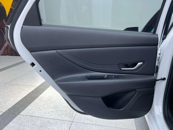 2022 Hyundai Elantra VII (CN7), белый - вид 13