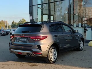 2021 Kia Rio X IV Рестайлинг, серый, 1595000 рублей, вид 5