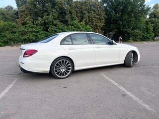 2018 Mercedes-Benz E-Класс 200 V (W213, S213, C238), белый, 3500000 рублей, вид 4