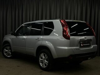 2014 Nissan X-Trail II Рестайлинг, серебристый, 1379777 рублей, вид 4