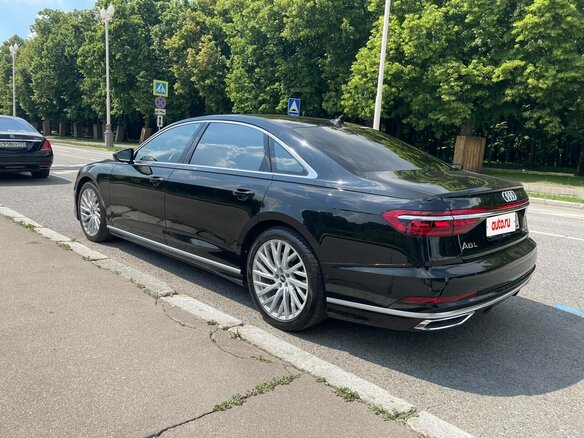 2021 Audi A8 Long 55 TFSI IV (D5), чёрный, 9200000 рублей - вид 20