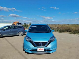 2017 Nissan Note e-Power II Рестайлинг, голубой, 1180000 рублей, вид 4