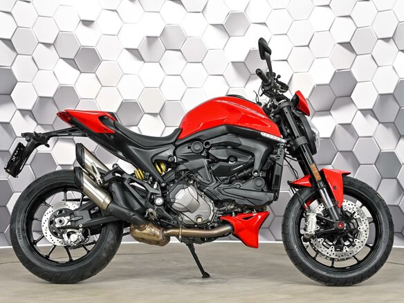 2021 Ducati Monster 937, красный, 799000 рублей - вид 2