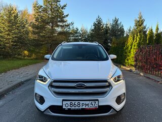 2017 Ford Kuga II Рестайлинг, белый, 1490000 рублей, вид 3