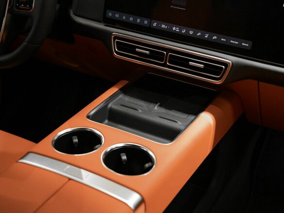2025 Li Auto (Lixiang) L9 52.3 kWh I Рестайлинг, чёрный, 11990000 рублей - вид 18