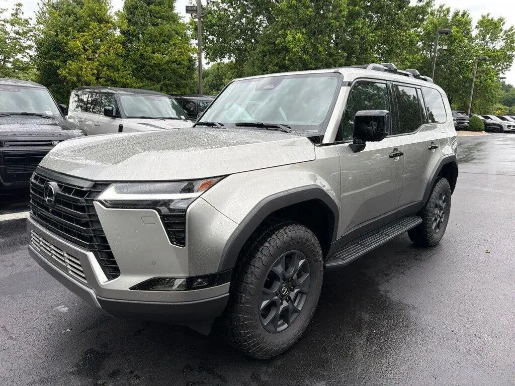 Открыть фотографии: Lexus GX III