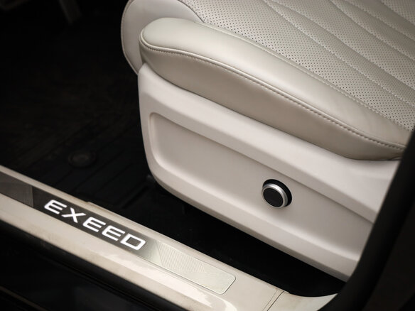 2023 Exeed RX, чёрный, 2799777 рублей - вид 31