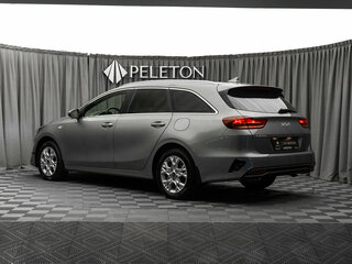 2022 Kia Ceed III Рестайлинг, серый, 2270000 рублей, вид 4