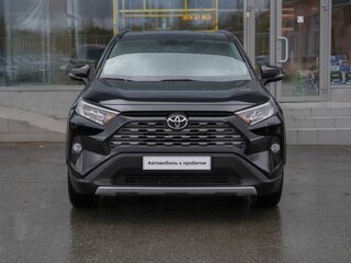 2021 Toyota RAV4 V (XA50), чёрный, 2950000 рублей, вид 2