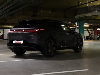 2023 Lynk & Co 08 39.6 kWh I, серый, 4700000 рублей, вид 4