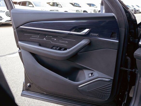 2025 Geely Monjaro I Рестайлинг, чёрный, 3295000 рублей - вид 11