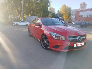 2015 Mercedes-Benz CLA 200 I (C117, X117), красный, 1950000 рублей, вид 2