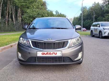 2013 Kia Rio 4-speed III, серый, вид 2
